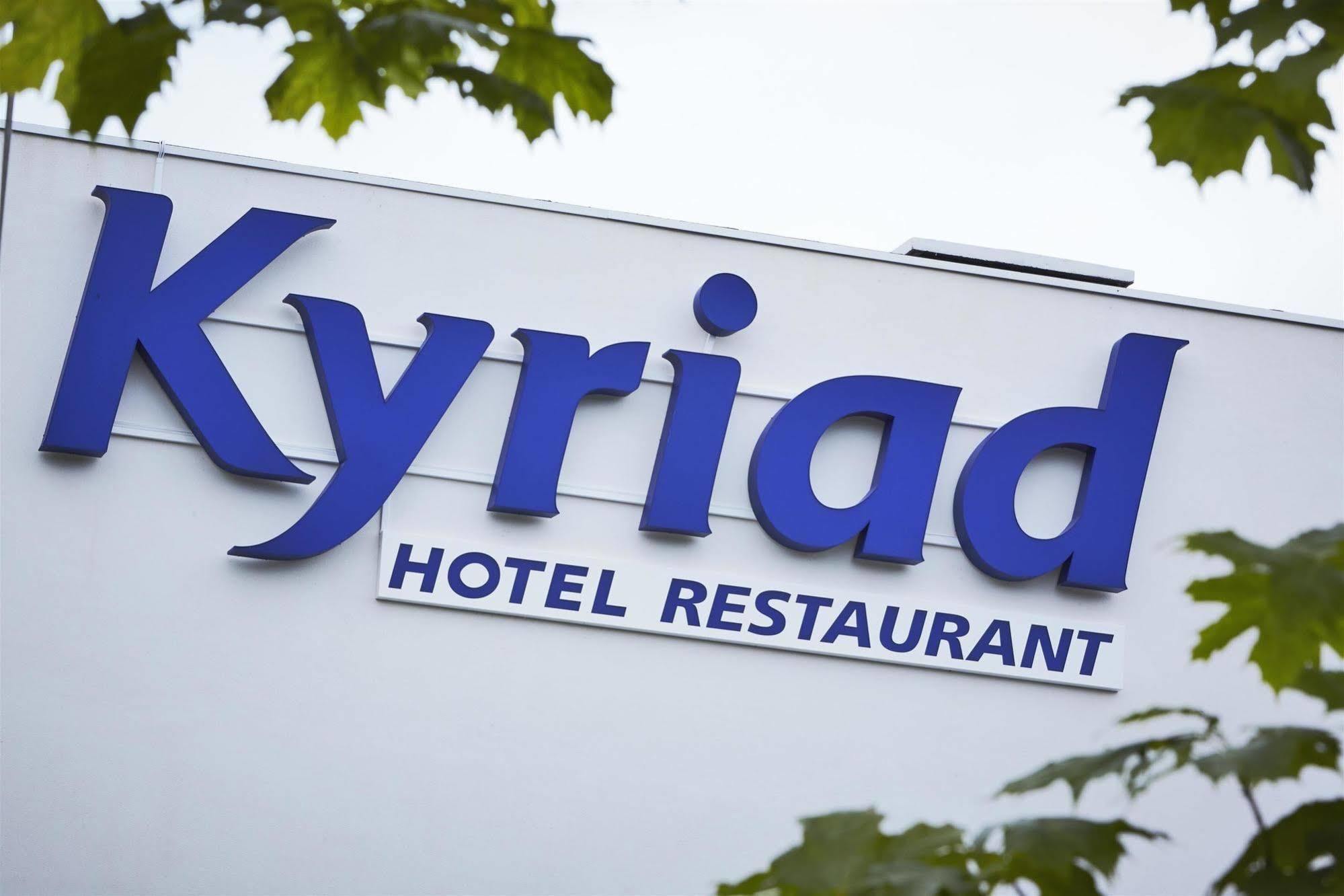 Kyriad Saint Quentin en Yvelines - Montigny Exterior foto